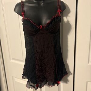 La Vie En Rose Black and Red Chemise